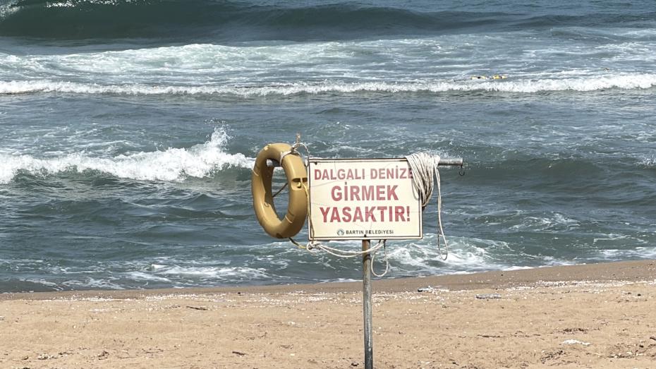 4 İl İçin Denize Girmek Yasaklandı: Olumsuz Hava Koşulları Etkili Oluyor