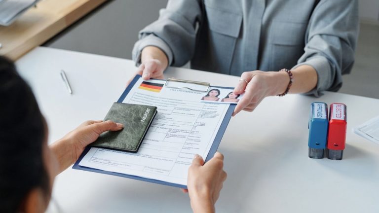 AB ülkeleri Fransa, Almanya, Hollanda, İtalya ve İspanya'da oturma izni nasıl alınır?