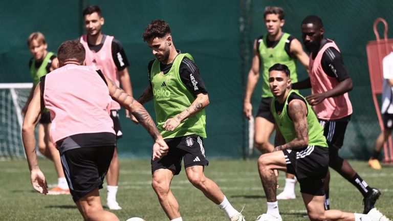 Beşiktaş'ın rotası Samsun! kamp personeli