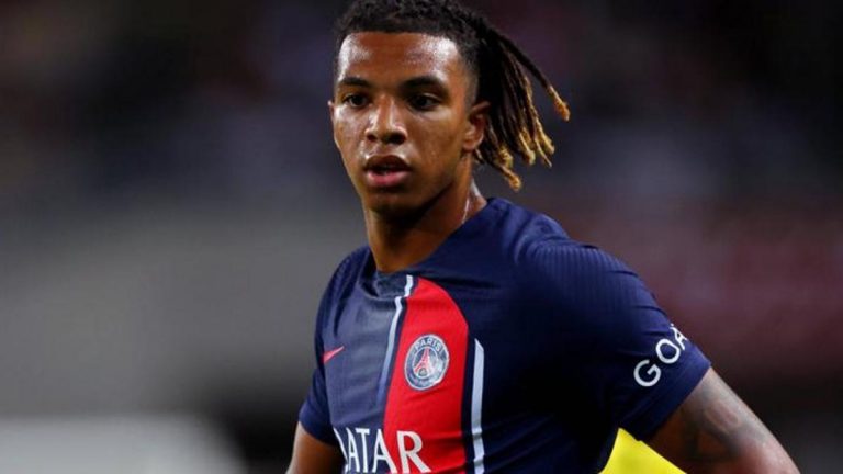 Beşiktaş'ın yeni transferi Cher Ndour İstanbul'da