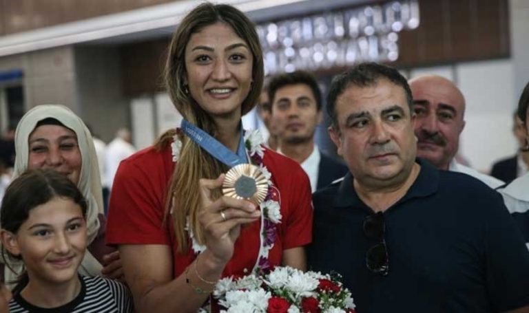 Milli Tekvandocu Nafia Kuş Aydın'dan “Altın Madalya” Vaadi – Son Dakika Spor Haberleri