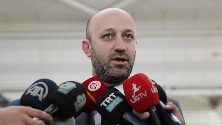 Galatasaray’ın sportif direktörü Cenk Ergün istifa etti! İşte nedeni…