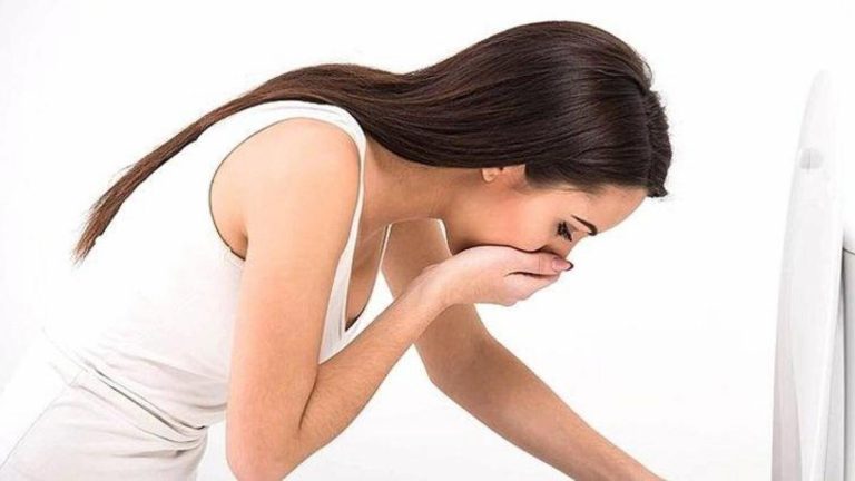 Oruç sırasında bulantı! Oruçtaki bulantı neye neden oluyor? Ramazan mide bulantısı nasıl önlenir?