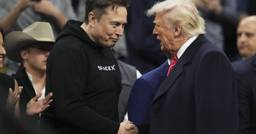 Politikacı: Trump yakın çevresine Musk’un yakında DGE’den ayrılacağını söyledi