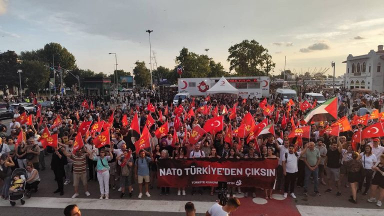 TKP’den ‘Türkiye NATO’dan çıksın’ eylemi – Son Dakika Siyaset Haberleri