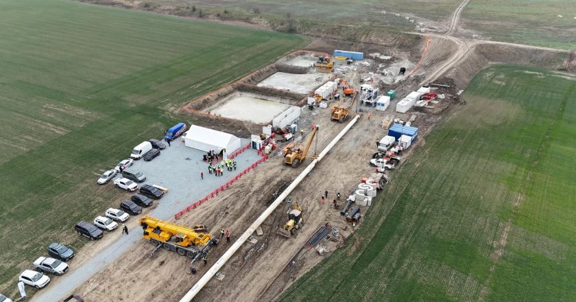 Zor projede Türk şirket Tuna Nehri geçişini tamamladı