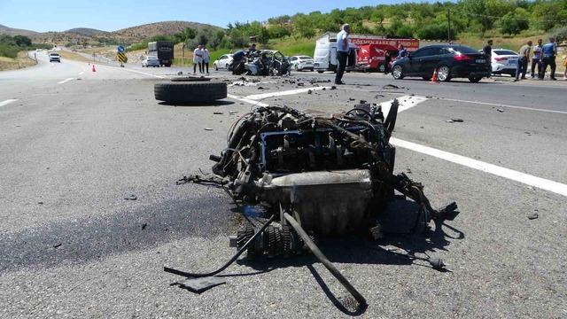 Malatya'da korkunç bir kazada ölüm sayısı 2'ye yükseldi
