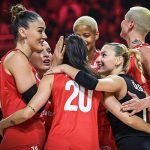 Filenin Sultanları’ndan Dünya Şampiyonası’na müthiş başlangıç! İspanya’ya set vermediler…