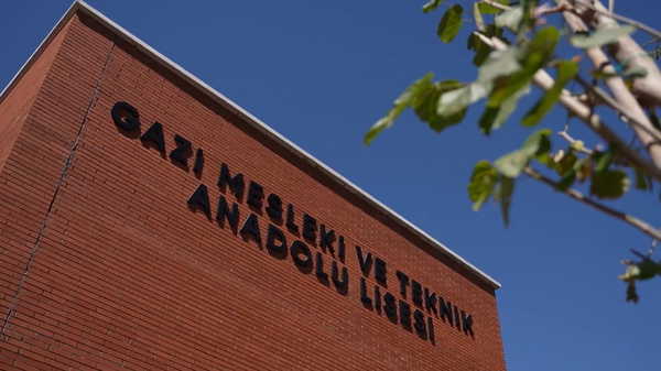 Ekrem İmamoğlu duyurdu: İBB, depremde zarar gören liseyi yeniden inşa etti – Son Dakika Türkiye Haberleri