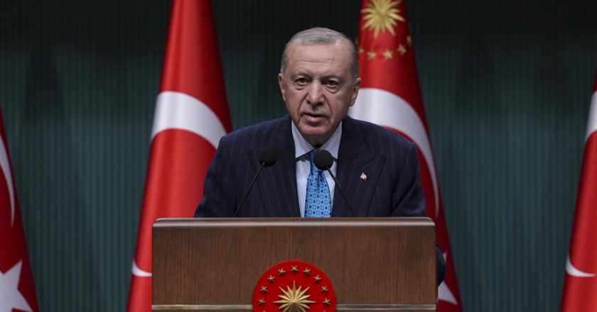 Cumhurbaşkanı Erdoğan 18 yıl önce şehit olan Piyade Er Yılmaz’ın ailesiyle görüştü