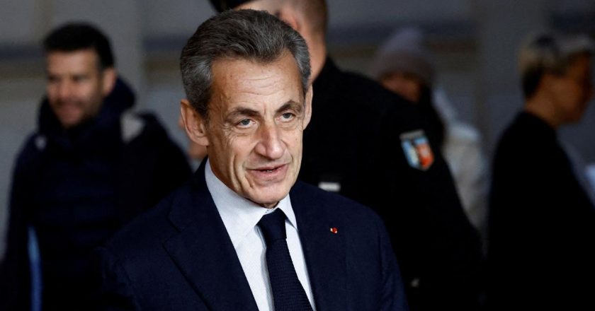 Eski Fransa Cumhurbaşkanı Nicolas Sarkozy'ye 5 yıl hapis cezası