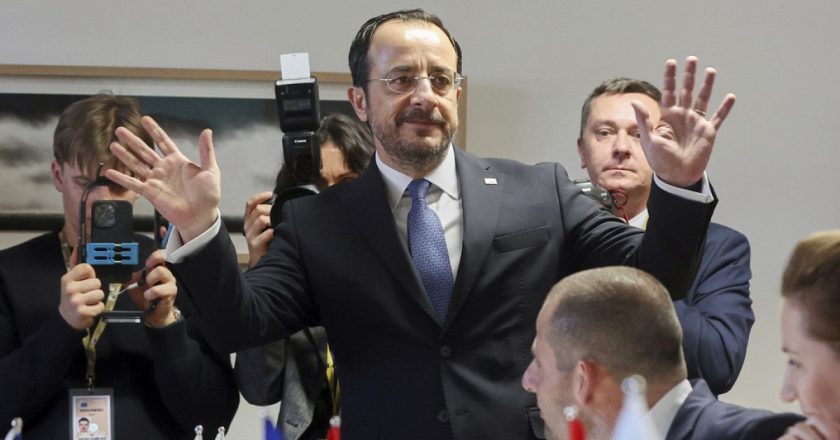 Güney Kıbrıs’tan Kuzey Kıbrıs’a ‘müzakerelere yeniden başlama’ sinyali