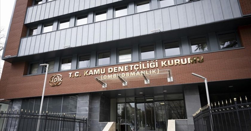 KDK’dan İzmir’deki kaçak iskelelerin yıkılması kararı