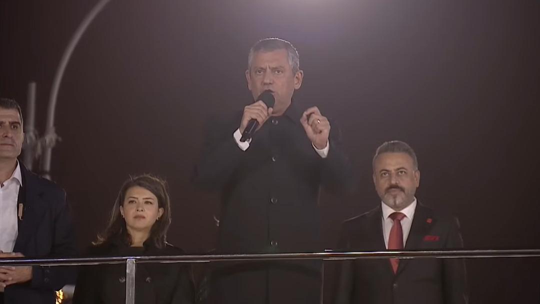 CHP Genel Başkanı Özgür Özel Ümraniye 2'deki mitingde konuşuyor