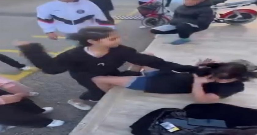 Okul Avlusunda Kız Öğrenciye 11 Kişilik Saldırı