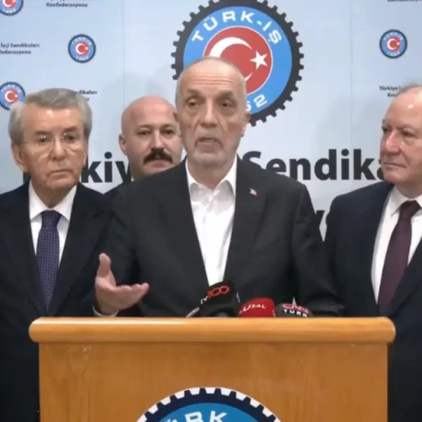 Hükümetten son dakika teklifi: İşçiler metni görmek istiyor!